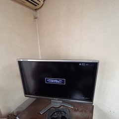 テレビ46型の画像