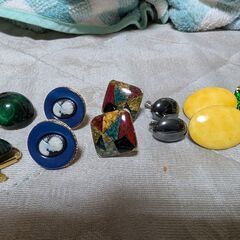 ピアス15セット中古と自在リング9セット　中古の画像