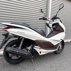4215.純正　PCX125 シート、ミラー新品　千葉県柏市　即日配送、自走引き取りも可能の画像
