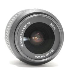 AF高速 Nikon D5000 バリアングル液晶搭載 コンパクトで使いやすい の画像