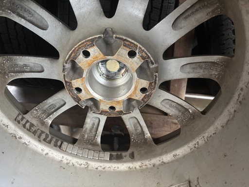 アルヴェル30系などに
スタッドレス・ホイールセット17インチ　225/60R17 17×7J PCD114.3-5H