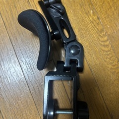 使用期間短く美品　サンワサプライ　エルゴノミクスアームレストの画像
