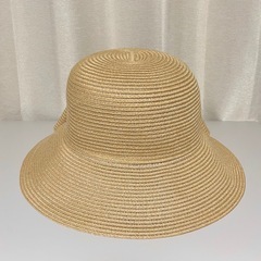 新品同様☆麦わら帽子風☆ライトベージュ☆ウォッシャブルハット☆つば広☆リボン☆UVカット
の画像