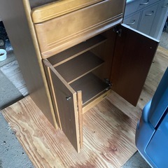 炊飯器用戸棚の画像