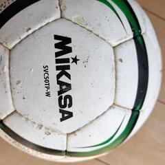サッカーボール２つ(４号、5号)の画像