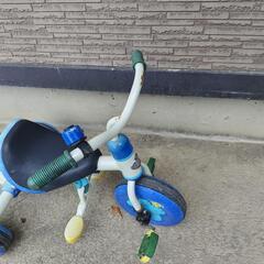 子供　三輪車の画像