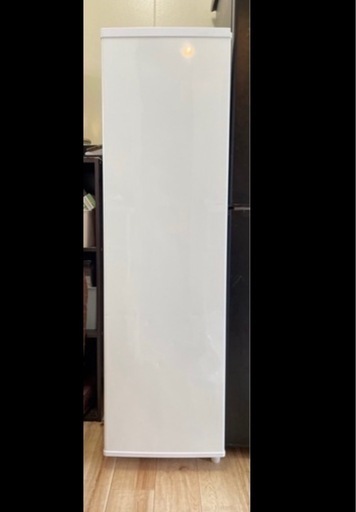 山善 YAMAZEN  冷凍庫 70リットル 2022年製