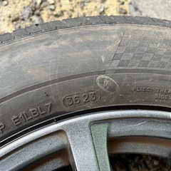 2023年製 バリ溝　195/65R15 タイヤホイール4本セット サマータイヤの画像