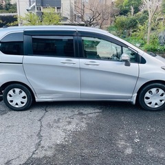 ホンダ　フリードの画像