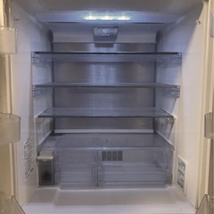 シャープ冷蔵庫の画像