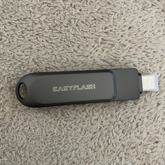 イージーフラッシュ USBメモリ  iPhoneSE対応 128㌐の画像