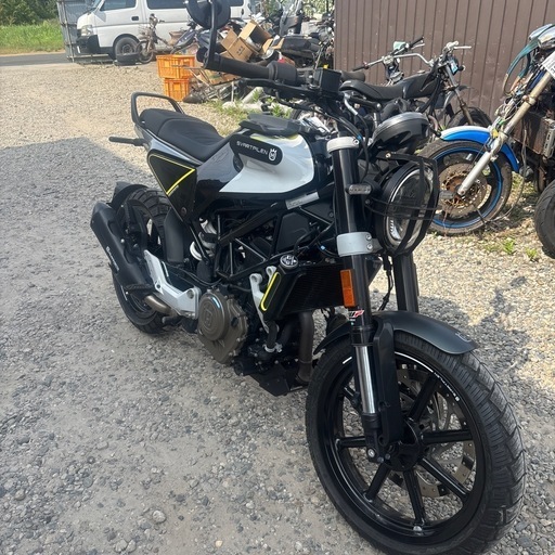 ハスクバーナスバルトピレン250