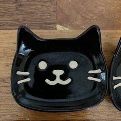 猫小皿の画像
