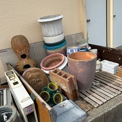 0円　無料　植木鉢　鉢　置物　飾り　置き物　ブロック　園芸　ガーデニング　家庭菜園　何個でもご自由にお持ちください。の画像