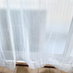 レースカーテンの画像
