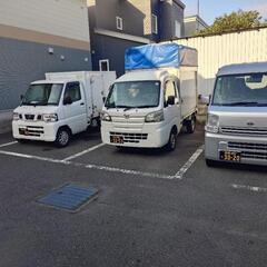車両部品の配達軽貨物ドライバーの画像