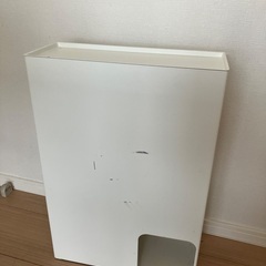 無料）トイレットペーパー収納ケース　※一部汚れありの画像