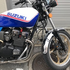 SUZUKI GSX400Fの画像