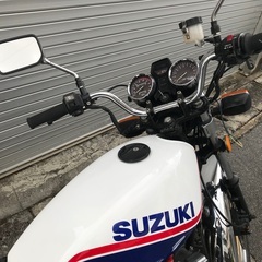 SUZUKI GSX400Fの画像