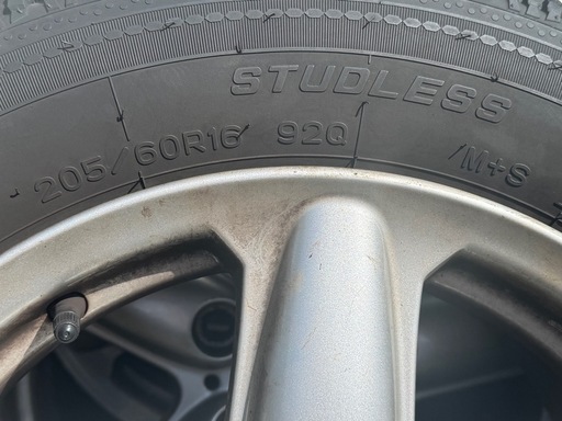 205/60R16冬タイヤホイール４本セット
