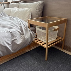 IKEA サイドテーブルの画像