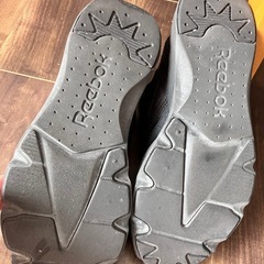 Reebok スリッポンスニーカー23.5の画像