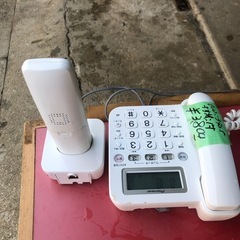 NO：3925電話機と子機付き‼️  超お買い得品❣️の画像