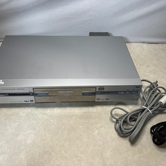 Panasonic DIGA DVDビデオレコーダー　DMR-E220Hの画像