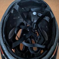 未使用 お大人用 自転車ヘルメット M/Lサイズの画像
