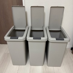 サンコープラスチック プッシュオープン ダストボックス ゴミ箱  3個セット
の画像