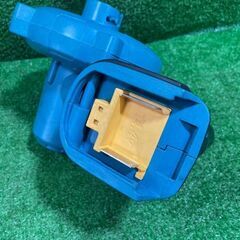 マキタ UB142DZ 14.4V 充電式ブロワ 本体のみ【市川行徳店】【店頭取引限定】【中古】IT6EFP4Y0IN6の画像