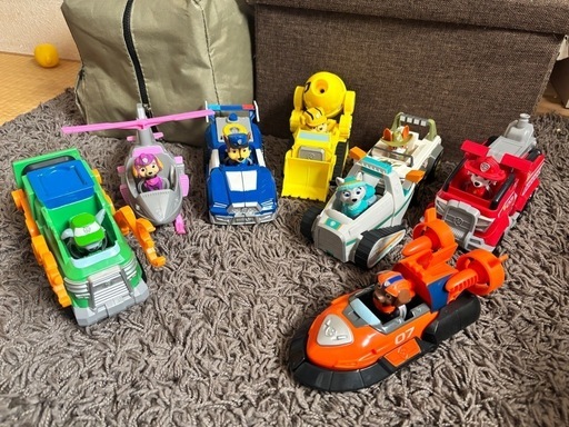 断捨離！パウパトロール　おもちゃ　セット