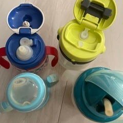 combi ストローマグ　哺乳瓶マグの画像