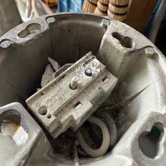 水銀灯　2個の画像
