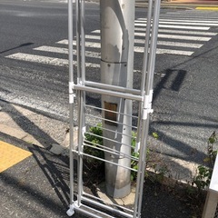 ◆早い方優先‼︎ アルミ軽量物干し キャスター付き☆ パタラン　の画像