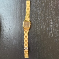 カシオ腕時計ゴルドの画像