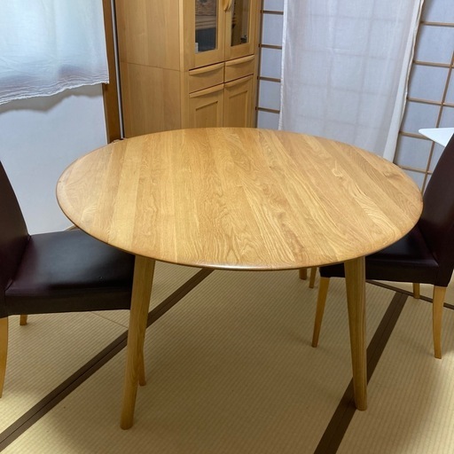 ラウンドダイニングテーブル　大川家具