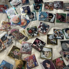 お菓子の付属シールの画像