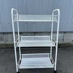 キャスター付き　小型ワゴン　ホワイト　キッチン　バスルームの画像