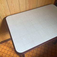 ダイニングテーブル  2人用 作業台の画像