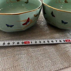 食器　ハナエモリ　2つで3000円の画像