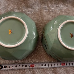 食器　ハナエモリ　2つで3000円の画像