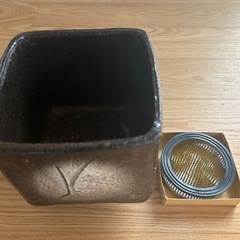 生け花用 花器（陶器製・角形）剣山セット【新品・未使用】の画像