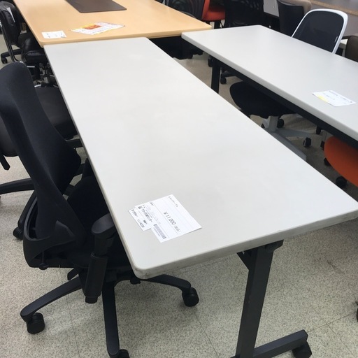 リユースのサカイ東金店 スタックテーブル 
TJ14239