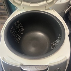 TOSHIBA　5.5合炊きIH炊飯器　2020年製　RⅭ－10HK　一か月保証付き　【リサイクルショップ道楽屋】の画像