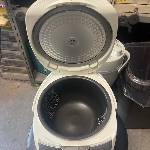 TOSHIBA　5.5合炊きIH炊飯器　2020年製　RⅭ－10HK　一か月保証付き　【リサイクルショップ道楽屋】