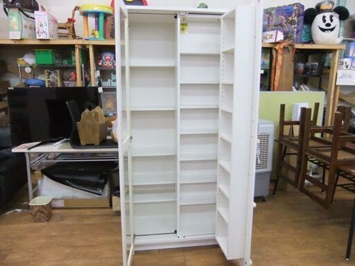 本棚 幅79×奥45×高181 収納家具 ホワイト 白 棚 ブックシェルフ キャビネット 多目的棚 札幌市厚別区 厚別店
