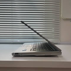 【フルHD/軽量】Panasonic ノートPC アダプター付 レッツ 1/3の画像