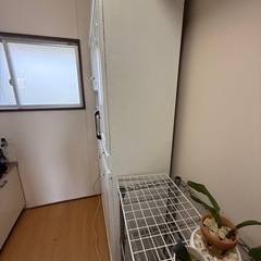 食器棚の画像
