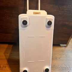 ダイワ  ６面真空　
クーラーボックス　の画像
